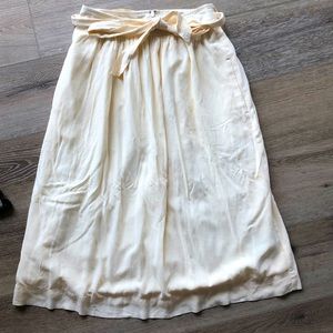 Women’s Gap Skirt